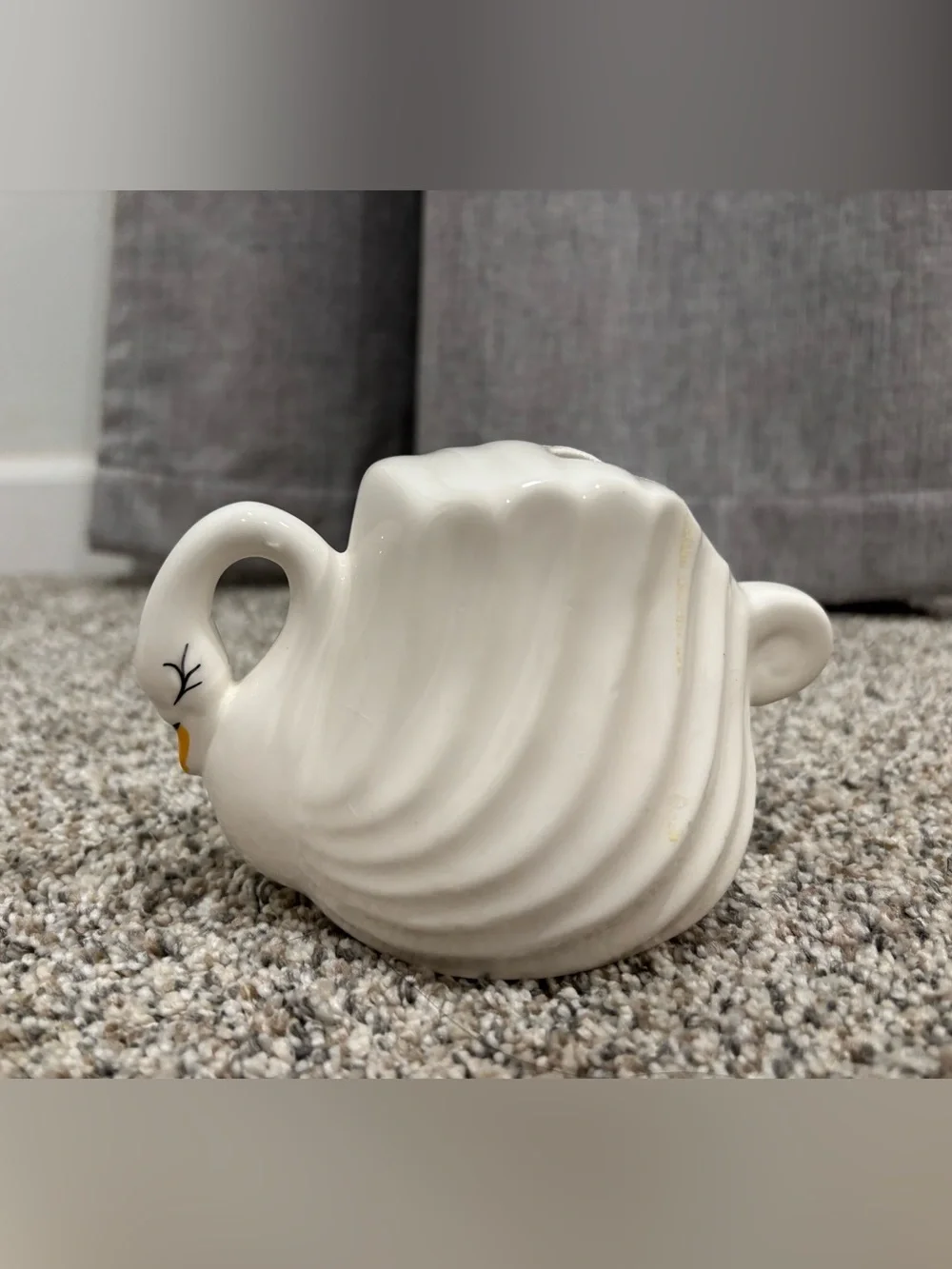 Vintage White Ceramic Swan Toothbrush Holder Bathroom Decor Cottage Core Country